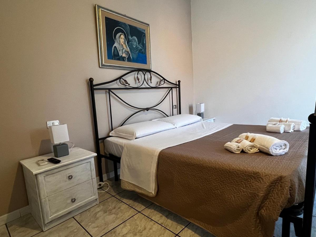 Comfort Rooms Vinum Civitanova Marche Extérieur photo