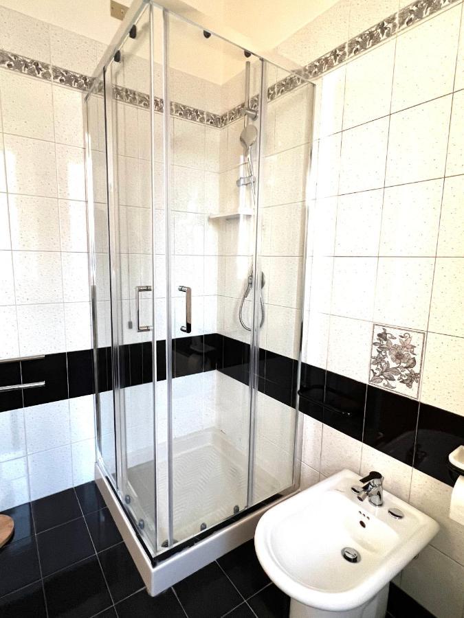 Comfort Rooms Vinum Civitanova Marche Extérieur photo